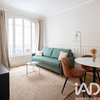 Apartment in Paris (75014)