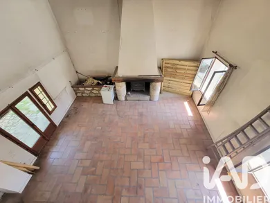 House in Villeneuve-le-Roi (94290)
