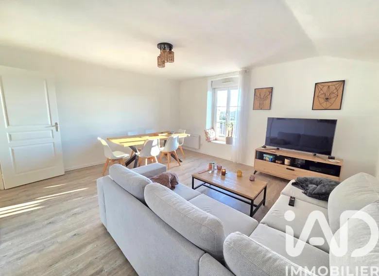 Appartement 3 pièces 84 m² · à La Chapelle-Saint-Luc · 83,7 m² · 146 000 €