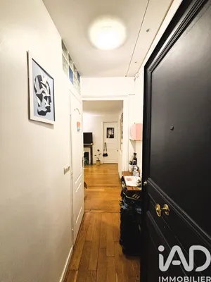 Apartment in Paris (75018)