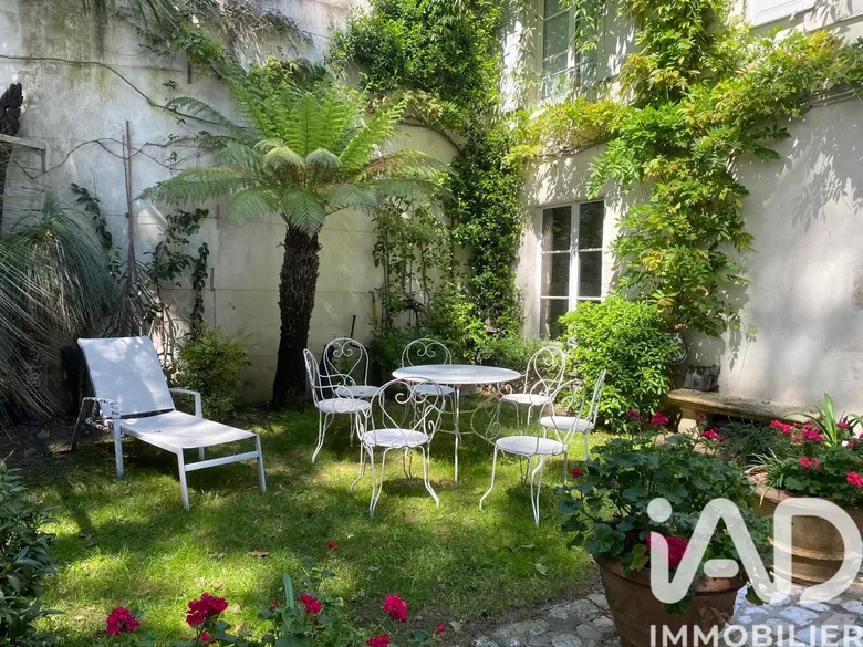 Maison 6 pièces 181 m² · à Orléans · 180,7 m² · 772 000 €