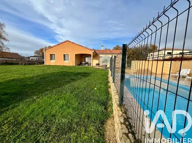 House in Saint-Julien-l'Ars (86800)