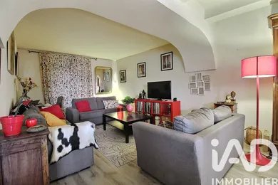 House in Barret-de-Lioure (26570)