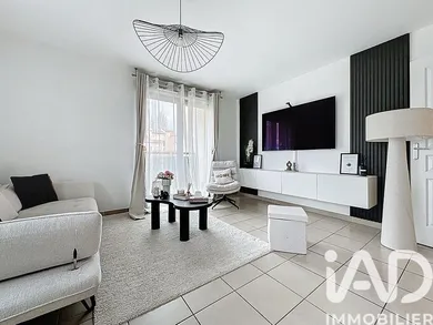 Apartment in Villeurbanne (69100)