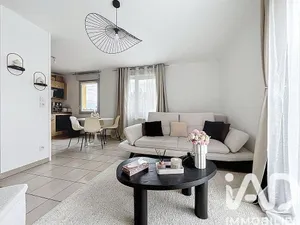 Apartment in Villeurbanne (69100)