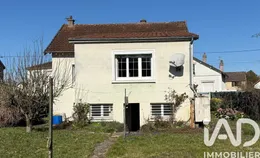 Maison traditionnelle à Saint-Clément (89100)