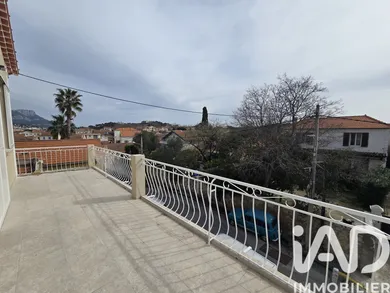 Duplex in Toulon (83000)
