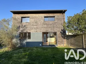 Maison à Sainte-Pazanne (44680)