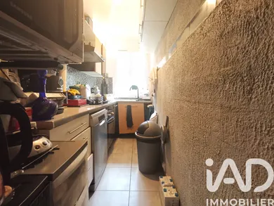 Apartment in Montreuil (93100)