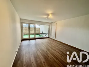 Apartment in Noisy-le-Grand (93160)