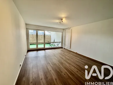 Apartment in Noisy-le-Grand (93160)
