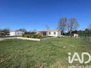 Maison à Méjannes-le-Clap (30430)