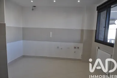 Apartment in Épernay (51200)