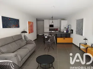 Apartment in Nîmes (30900)