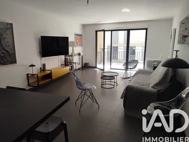 Apartment in Nîmes (30900)