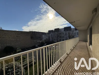 Apartment in Melun (77000)
