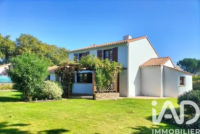 Traditional house in Pont-Saint-Martin (44860)