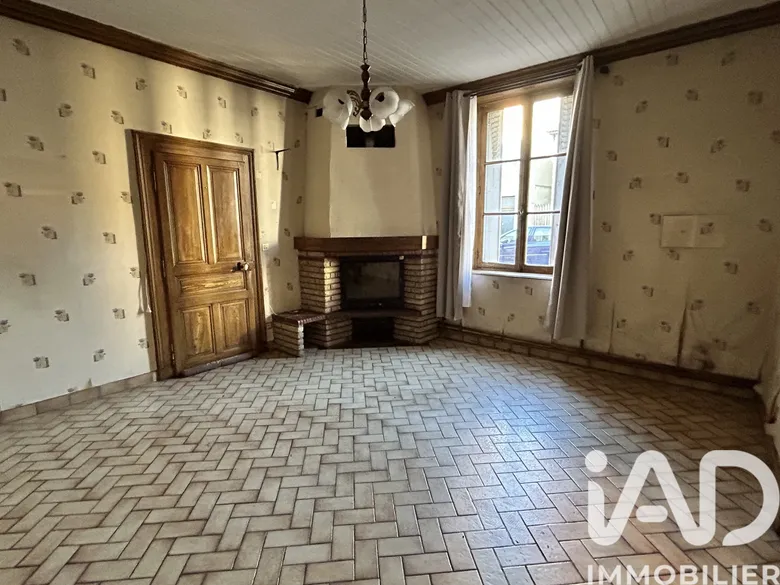 Maison 5 pièces 135 m² · à Wassy · 135 m² · 54 000 €