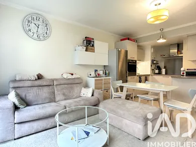 Apartment in Bobigny (93000)