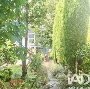 House in Reims (51100)