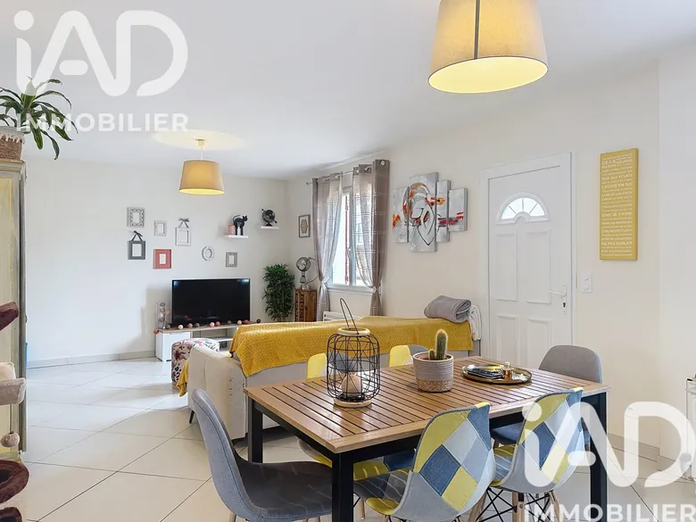 Maison 5 pièces 118 m² · à Saint-Germain-des-Prés · 118 m² · 148 000 €