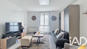 Apartment in Pontoise (95300)