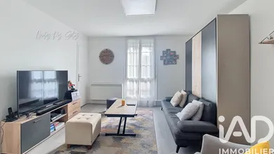 Apartment in Pontoise (95300)