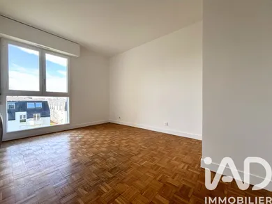 Apartment in La Garenne-Colombes (92250)