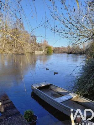 Townhouse in Ruelle-sur-Touvre (16600)