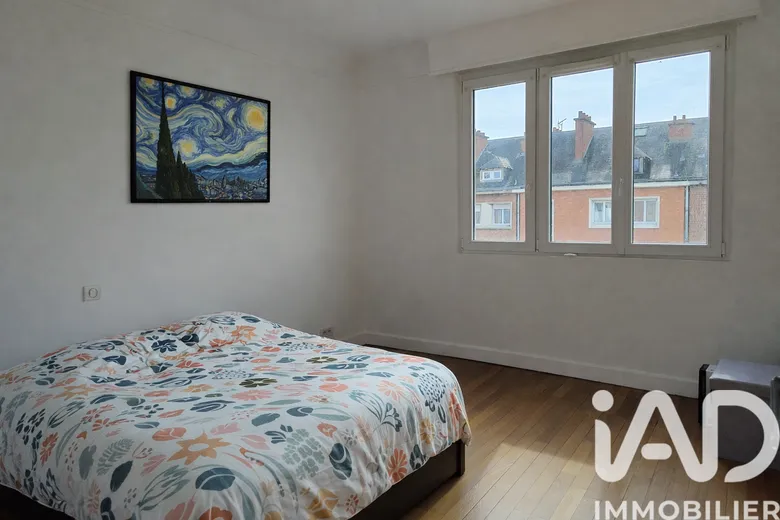 Appartement 3 pièces 87 m² · à Châlons-en-Champagne · 87 m² · 90 000 €