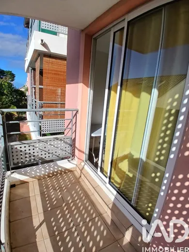 Studio à Saint-Denis (97490)