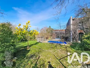 Architectural house in Alairac (11290)