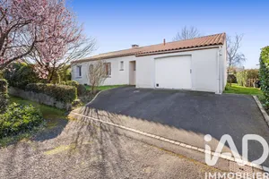 House in Haute-Goulaine (44115)