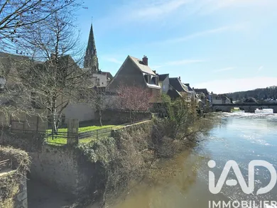 Building in Argenton-sur-Creuse (36200)
