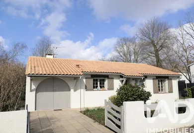 House in Saint-Médard-en-Jalles (33160)