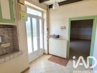 House in Chaunay (86510)