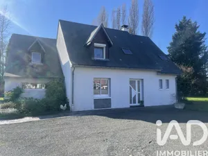 Architectural house in Changé (72560)