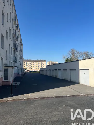 Garage in Bourges (18000)