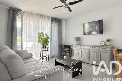 Apartment in L'Isle-d'Abeau (38080)