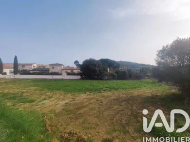 Building plot in Roujan (34320)
