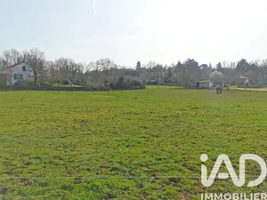 Terrain à bâtir à Livernon (46320)