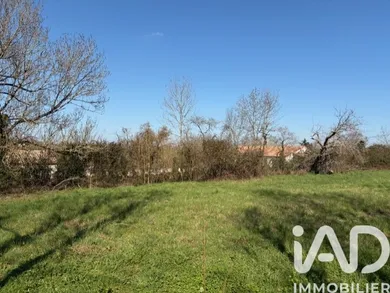 Terrain à François (79260)