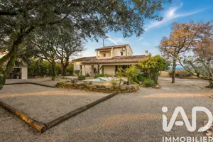 House in Bédarrides (84370)
