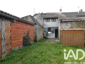Village house in Lusignan-Petit (47360)