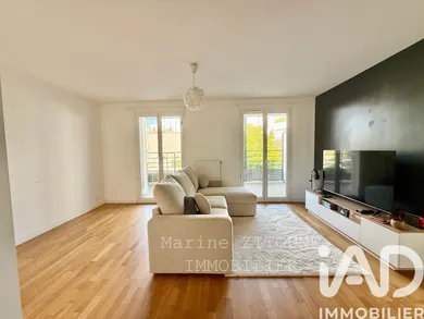 Apartment in Palaiseau (91120)