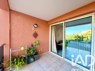 Apartment in Gassin (83580)