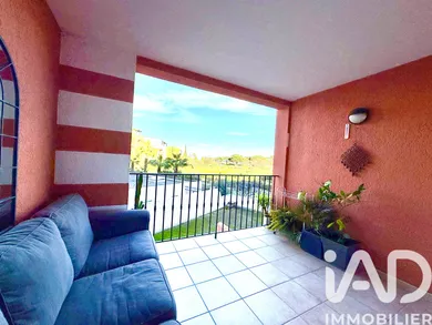 Apartment in Gassin (83580)