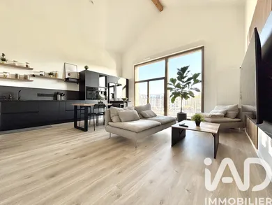 Loft à Noisy-le-Grand (93160)