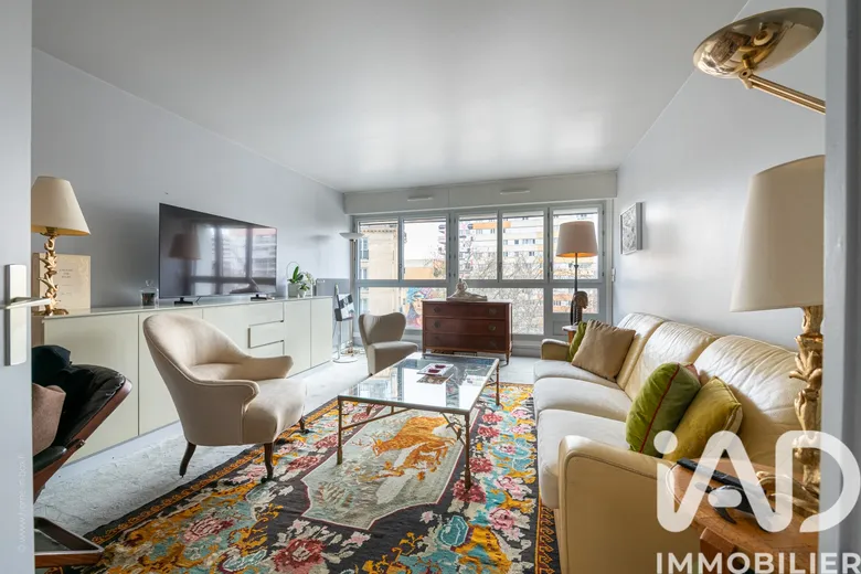 Appartement 3 pièces 78 m² · à Paris · 77,7 m² · 695 000 €