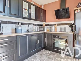 Apartment in Moissy-Cramayel (77550)